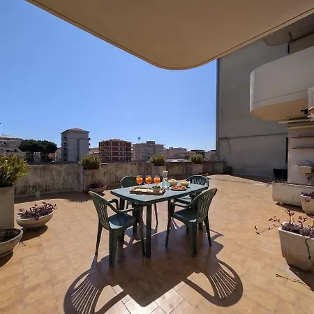 Apartman -grande Terrazza- Wifi Ac 8 Posti Letto *