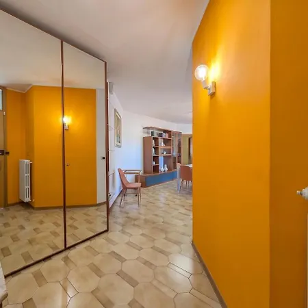 -grande Terrazza- Wifi Ac 8 Posti Letto