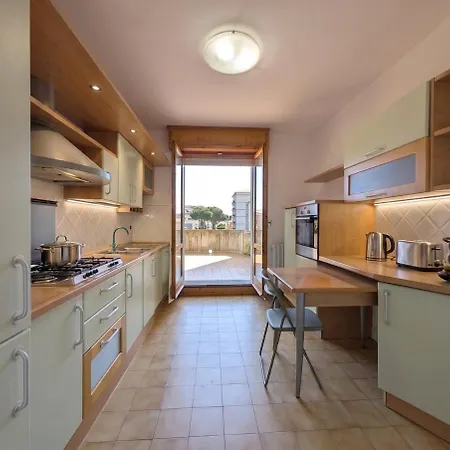 -grande Terrazza- Wifi Ac 8 Posti Letto Porto San Giorgio