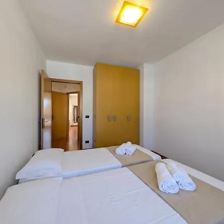 -grande Terrazza- Wifi Ac 8 Posti Letto